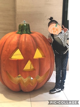 「NIKE（ナイキ）のアイテム（スニーカー、ブラック系）」を使った、Sachiさん（キッズ）の秋コーディネート