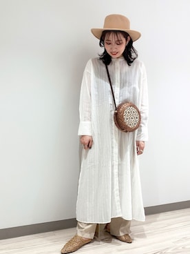 「JEANASIS（ジーナシス）のアイテム（シャツワンピース）」を使った、mipoさん（レディース・155cm）の春コーディネート