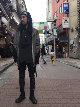 「THOM KROM（トムクロム）のアイテム（パーカー）」を使った、souyaさん（メンズ・172cm）の秋コーディネート
