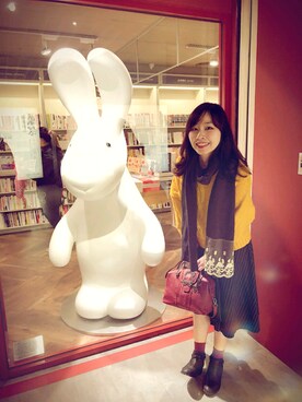 「axes femme（アクシーズファム）のアイテム（トートバッグ）」を使った、Izumi Hungさん（レディース・162cm）の冬コーディネート