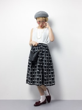 「金髪」｜「アイテム（ハンチング/ベレー帽）」を使った、ひいこさん（レディース・154cm）の冬コーディネート