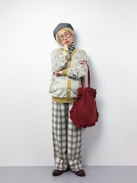 「金髪」｜「アイテム（ハンチング/ベレー帽）」を使った、ひいこさん（レディース・154cm）の冬コーディネート