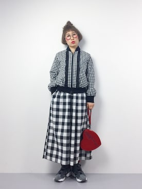 「スパンコール」｜「アイテム（ブルゾン）」を使った、ひいこさん（レディース・154cm）の春コーディネート