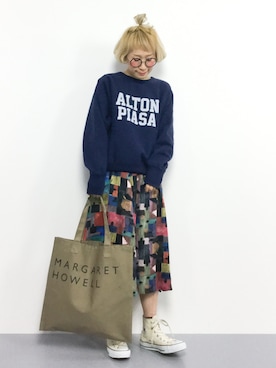 「MARGARET HOWEEL」｜「アイテム（スカート）」を使った、ひいこさん（レディース・154cm）の秋コーディネート