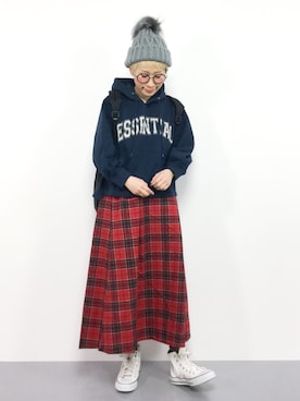 「URBAN RESEARCH（アーバンリサーチ）のボリュームスリーブロゴスウェット（パーカー）」を使った、ひいこさん（レディース・154cm）の冬コーディネート