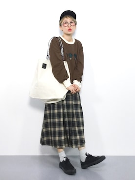 「ビッグトート」｜「アイテム（スカート）」を使った、ひいこさん（レディース・154cm）の秋コーディネート