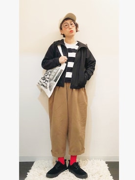 「カラーソックス」｜「アイテム（マウンテンパーカー）」を使った、ひいこさん（レディース・154cm）の秋コーディネート