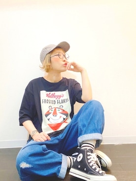 「チャックテイラー」｜「アイテム（アナログ腕時計）」を使った、ひいこさん（レディース・154cm）の春コーディネート