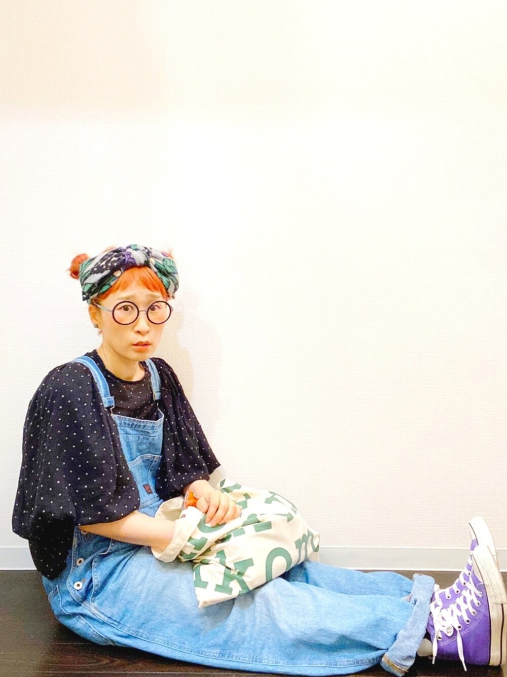 「おだんごヘアー、ヘアバンド、カオリノモリ、古着MIX、古着、ドット柄、ボリューム袖、低身長、低身長コーデ、夏コーデ」｜「kaorinomoriのアイテム（ヘアバンド、グレー系）」を使った、ひいこさん（レディース・154cm）の夏コーディネートの1枚目の写真