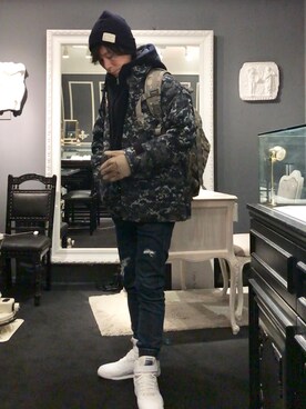 「HELLY HANSEN（ヘリーハンセン）のアイテム（ブルゾン）」を使った、28starshipさん（メンズ・168cm）の春コーディネート
