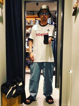 「Hender Scheme（エンダースキーマ）のアイテム（サンダル、ブラック系）」を使った、福さん（メンズ・172cm）の夏コーディネート
