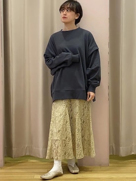 「earth music&ecology（アースミュージックアンドエコロジー）のアイテム（スウェット）」を使った、ちあきさん（レディース・154cm）の冬コーディネート