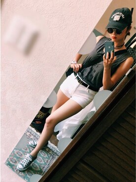「H&M（エイチ・アンド・エム）のアイテム（その他パンツ、ホワイト系）」を使った、NaoNakamuraさん（レディース・170cm）の夏コーディネート