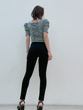 「one way（ワンウェイ）のアイテム（パンツ）」を使った、onewayさん（レディース・168cm）の春コーディネート