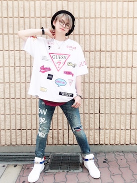 「Guess（ゲス）のアイテム（トップス）」を使った、AZMAXXXさん（メンズ・174cm）の夏コーディネート