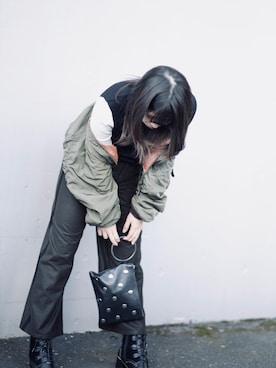 「カーキアウター」｜「アイテム（MA-1）」を使った、mimiさん（レディース・167cm）の冬コーディネート
