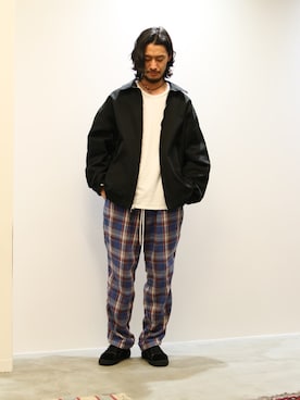 「GOLD（ゴールド）のアイテム」を使った、環王さん（メンズ・177cm）の春コーディネート