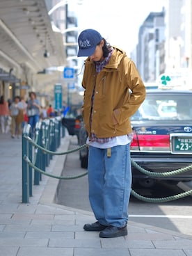 「秋のブラウンスタイル」｜「アイテム（マウンテンパーカー）」を使った、環王さん（メンズ・177cm）の秋コーディネート