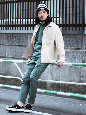 「スリムパンツ」｜環王さん（メンズ・177cm）の春コーディネート