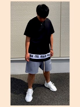 「GIVENCHY（ジバンシイ）のアイテム（トップス、ブラック系）」を使った、りこぴんさん（メンズ・165cm）の夏コーディネート