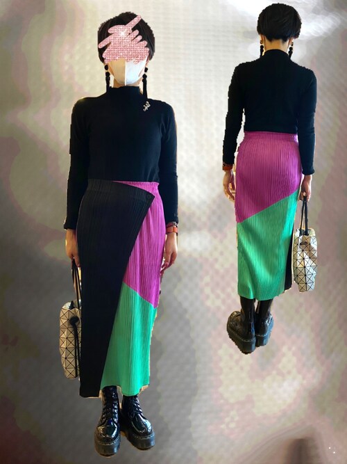 Deko Pleats Pleaseのスカートを使ったコーディネート Wear Deko Pleats Pleaseのスカートを使ったコーディネート Wear