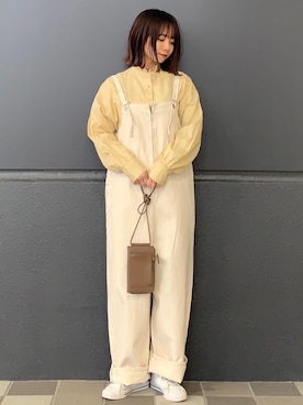「coen（コーエン）のアイテム（オールインワン・サロペット）」を使った、coen  ますみつさん（レディース・160cm）の春コーディネート