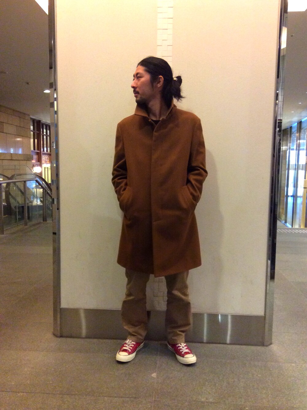 miso（RAWLIFE 六本木店）｜HEVOのステンカラーコートを使ったコーディネート - WEAR