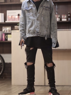 「OFF-WHITE」｜「アイテム（デニムジャケット）」を使った、tomohironakajimaさん（メンズ・179cm）の春コーディネート