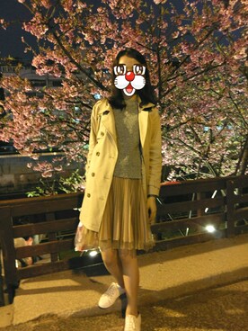 「MAJESTIC LEGON（マジェスティックレゴン）のアイテム（トレンチコート、ベージュ系）」を使った、Winnie Chiangさん（レディース・165cm）の冬コーディネート