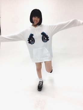 山崎夏菜さんのコーディネート