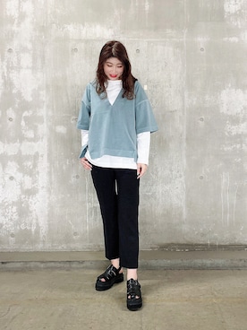 「JEANASIS（ジーナシス）のカコウフカVプルオーバーSS/885928（Tシャツ/カットソー、ブルー系）」を使った、Yuriさん（レディース・171cm）の春コーディネート