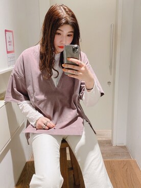 「JEANASIS（ジーナシス）のカコウフカVプルオーバーSS/885928（Tシャツ/カットソー、パープル系）」を使った、Yuriさん（レディース・171cm）の春コーディネート