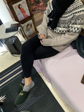 「GU（ジーユー）のアイテム（ニット/セーター、ベージュ系）」を使った、m_yさん（レディース・158cm）の冬コーディネート