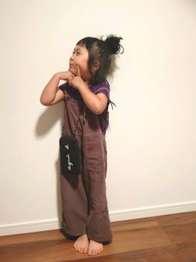 「アニエスベー」｜「アイテム（サロペット/オーバーオール）」を使った、らびーさん（キッズ・100cm）の秋コーディネート