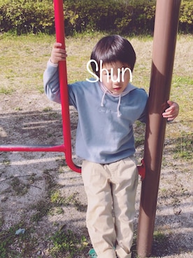 「5歳」｜「アイテム（チノパンツ）」を使った、s-rさん（キッズ・110cm）の春コーディネート
