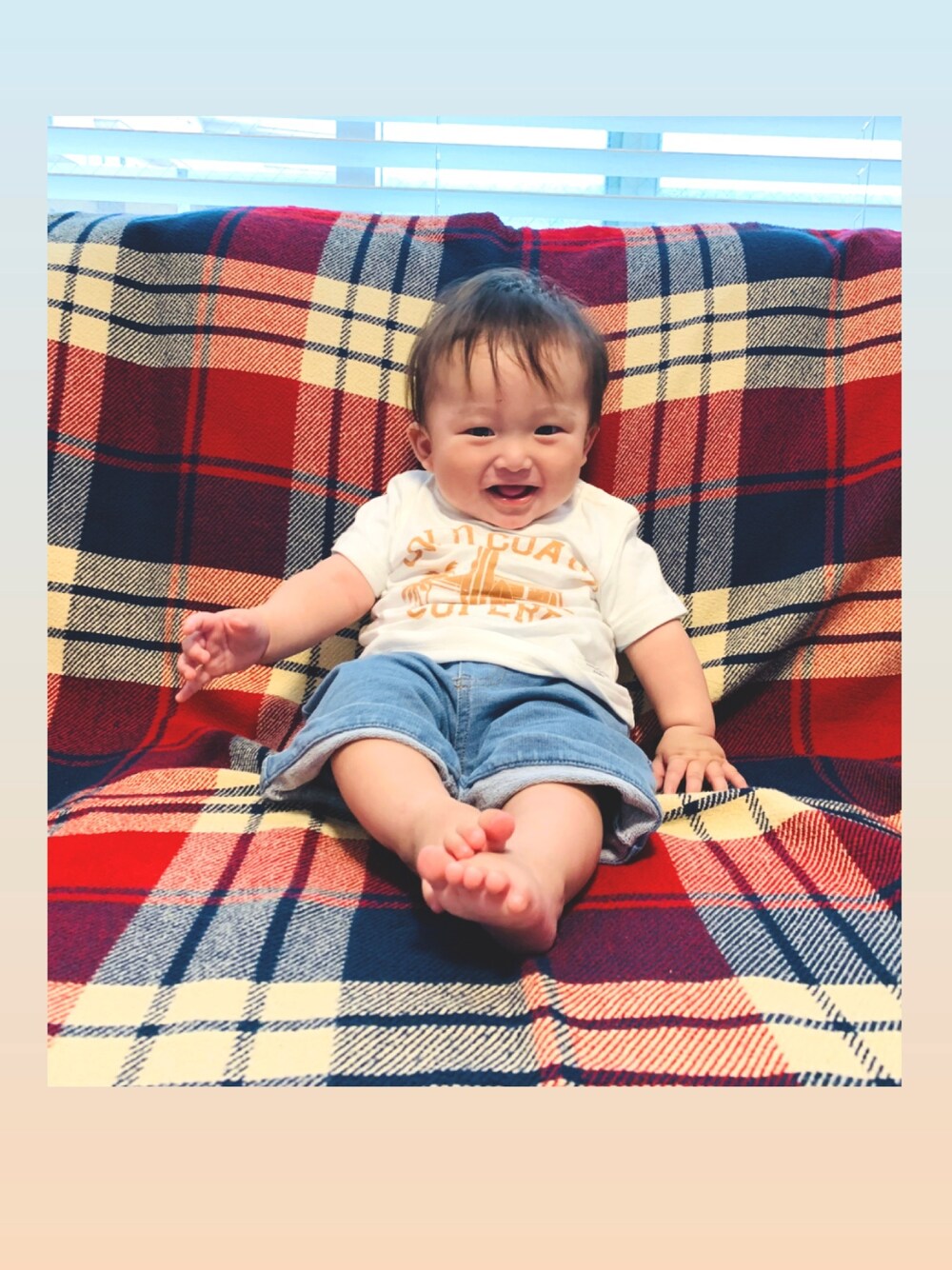 「男の子コーデ、夏コーデ、2020、SHIPS」｜「SHIPSのアイテム（Tシャツ/カットソー、ホワイト系）」を使った、mizuchancoordinateさん（キッズ・70cm）の夏コーディネートの1枚目の写真