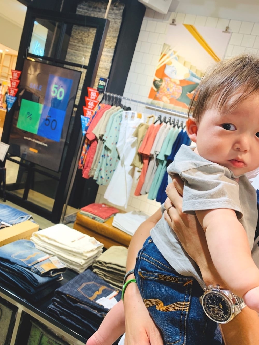 「Nudie jeans、グランフロント大阪、男の子、2020、おとこのこ」｜「POLO RALPH LAUREN CHILDRENSWEARのアイテム（Tシャツ/カットソー、グレー系）」を使った、mizuchancoordinateさん（キッズ・70cm）の夏コーディネートの1枚目の写真