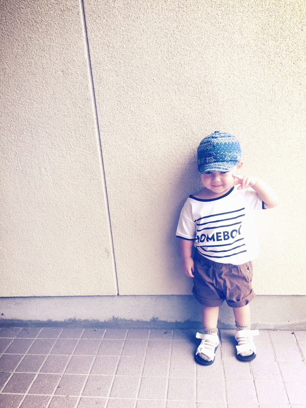「おさんぽ、2歳、男の子、Tシャツ、公園」｜「？のアイテム（Tシャツ/カットソー、ホワイト系）」を使った、MONKAJIさん（キッズ・80cm）の夏コーディネートの1枚目の写真