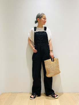 「URBAN RESEARCH（アーバンリサーチ）のとろみデザインスリーブカットソー（Tシャツ/カットソー）」を使った、西野きよさん（レディース・152cm）の春コーディネート