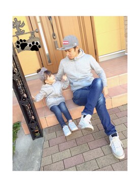 「UNIQLO（ユニクロ）のアイテム（パーカー、グレー系）」を使った、ann.さん（キッズ・110cm）の冬コーディネート