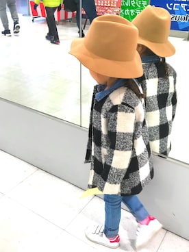 「アイテム（チェスターコート、ホワイト系）」を使った、ann.さん（キッズ・100cm）の冬コーディネート