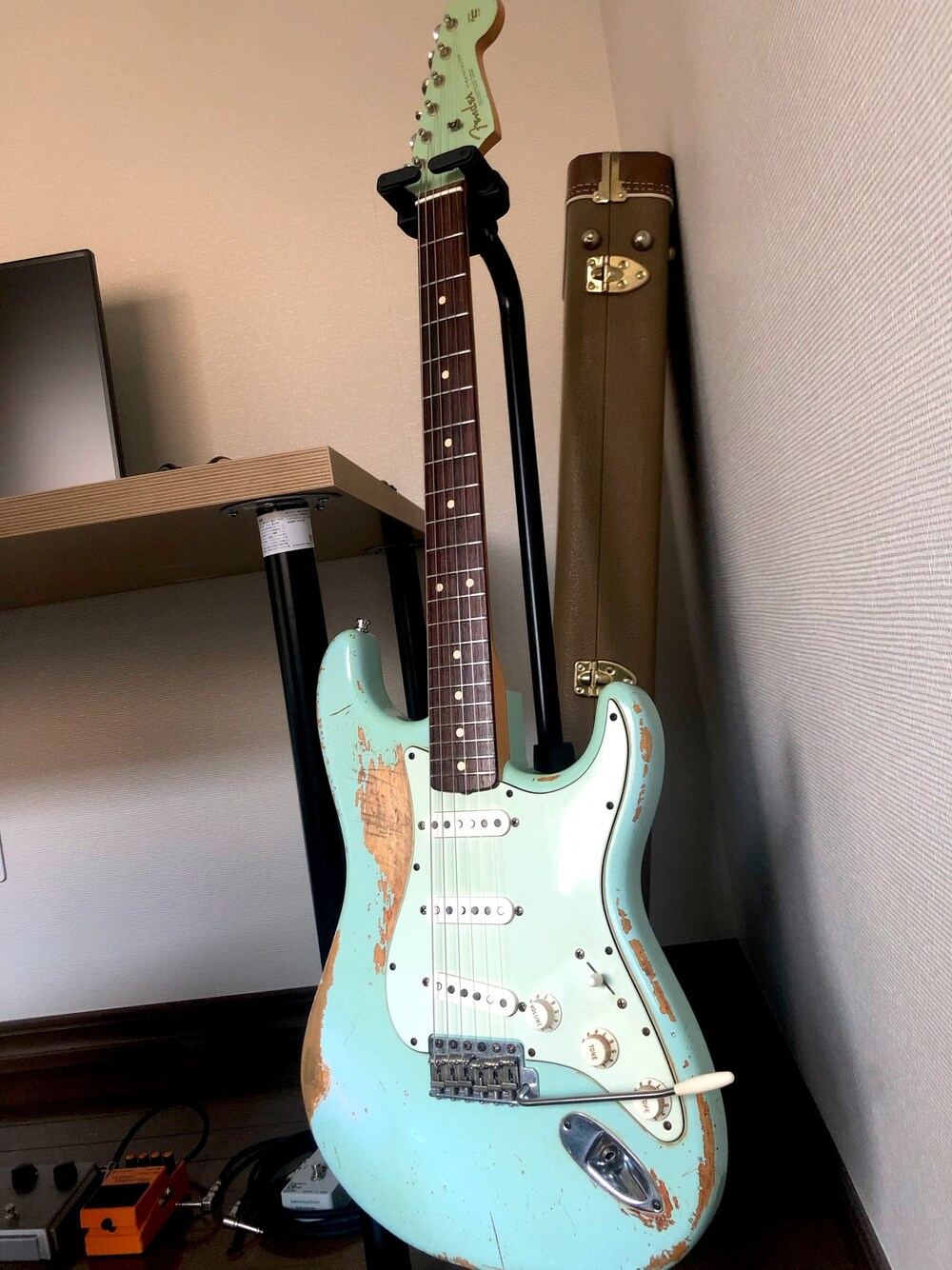 「key'stoneのアイテム（デニムパンツ、シルバー系）」を使った、nozzoさん（レディース・100cm）の夏コーディネートの1枚目の写真