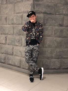 「HYSTERIC GLAMOUR（ヒステリックグラマー）のHYS WHISKY柄 刺繍キャップ（キャップ）」を使った、カンジさん（メンズ・167cm）の冬コーディネート