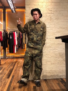 「HYSTERIC GLAMOUR（ヒステリックグラマー）のアイテム（サロペット/オーバーオール）」を使った、カンジさん（メンズ・167cm）の秋コーディネート
