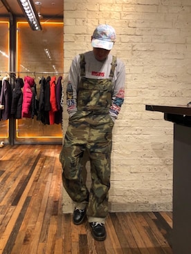 「HYSTERIC GLAMOUR（ヒステリックグラマー）のアイテム（サロペット/オーバーオール）」を使った、カンジさん（メンズ・167cm）の秋コーディネート