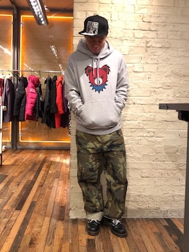 「HYSTERIC GLAMOUR（ヒステリックグラマー）のアイテム（サロペット/オーバーオール）」を使った、カンジさん（メンズ・167cm）の秋コーディネート