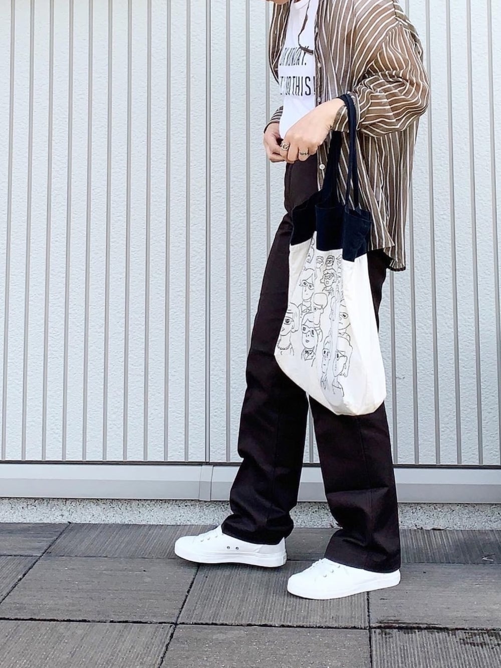 「ブラウンコーデ、ダークブラウン、Dickies、Dickies874、カジュアルコーデ、メンズライク、シンプル、ストライプ、ニコアンド」｜「Dickiesの【Dickies/ディッキーズ】874 オリジナルワークパンツ（その他パンツ、ブラウン系）」を使った、ａｙａさん（レディース・165cm）の春コーディネートの1枚目の写真