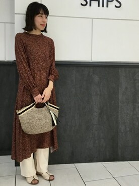 「ジャージーパンツ」｜「アイテム（ワンピース/ドレス）」を使った、大塚さん（レディース・164cm）の春コーディネート