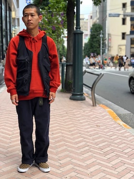 「MANASTASH（マナスタッシュ）のアイテム（パーカー）」を使った、ウルフサイキさん（メンズ・167cm）の秋コーディネート