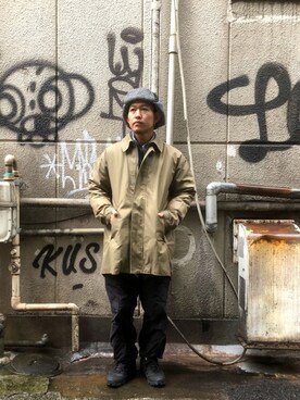 「MANASTASH（マナスタッシュ）のアイテム（ステンカラーコート）」を使った、ウルフサイキさん（メンズ・167cm）の秋コーディネート